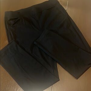 Traveler Collection by Chico’s Women’s Black Size 1 Ankle Pants.